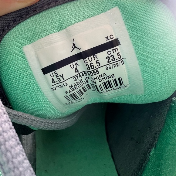 Nike Jordan 1 Flight (White, Grey & Mint) Size US Men 4.5 Y - Picture 7 of 7